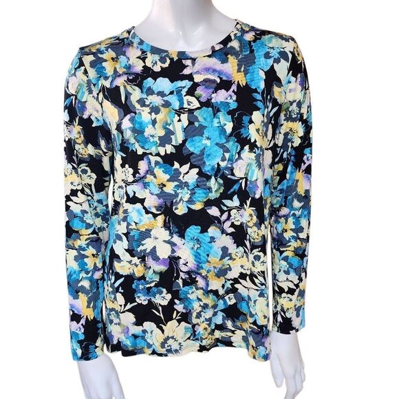 Chico's Floral Long Sleeve Scoop Neck Tee Shirt (1) - Picture 4 of 8